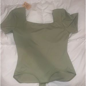Popilush thong short sleeve bodysuit